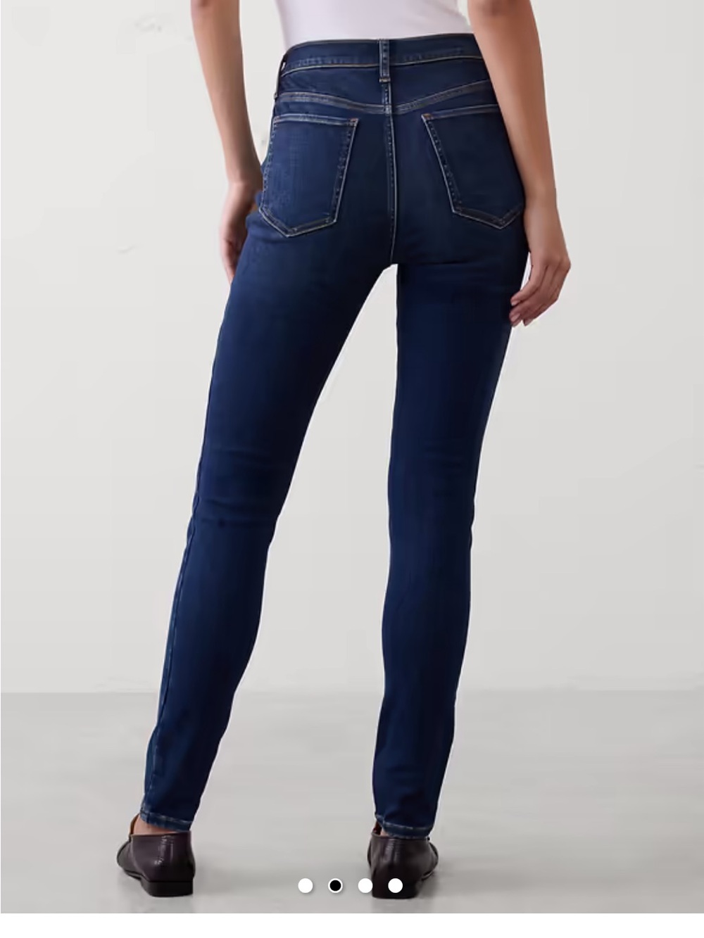 Banana Republic Mid Rise Skinny Fit Jeans. Size 12/31. - Picture 2 of 10